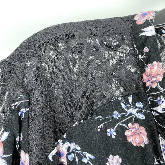 Torrid Black Floral & Lace Babydoll Button Down Tunic Top EUC - Picture 9 of 14